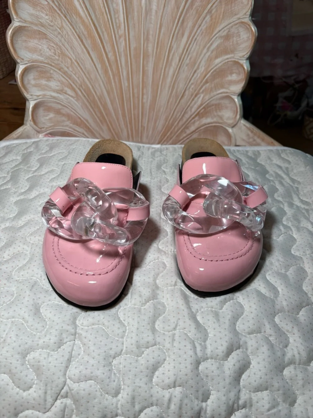 JW ANDERSON Pink Patent Slip-On Mules with Clear Acrylic Chain - Picture 6 of 16